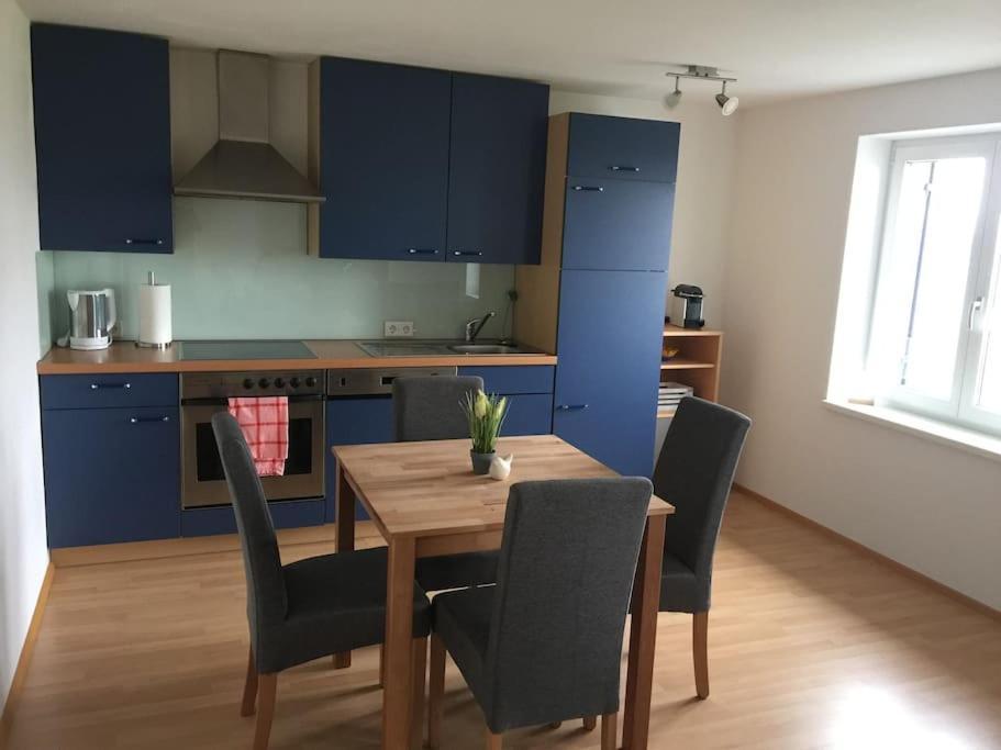 Ruhige Schoene 2-Zimmer Ferienwohnung Höchst Kültér fotó